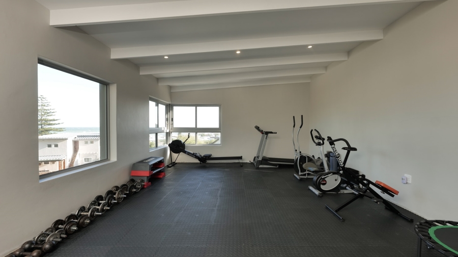 5 Bedroom Property for Sale in Agulhas Western Cape